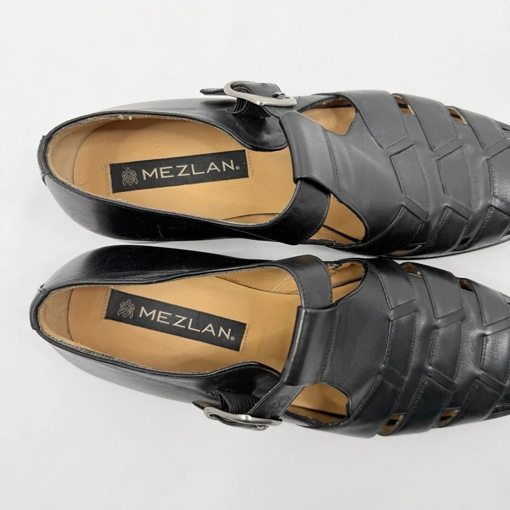 Mezlan fisherman black